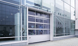 Секционные панорамные ворота ISD02 DoorHan