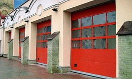 Секционные панорамные ворота ISD02 DoorHan